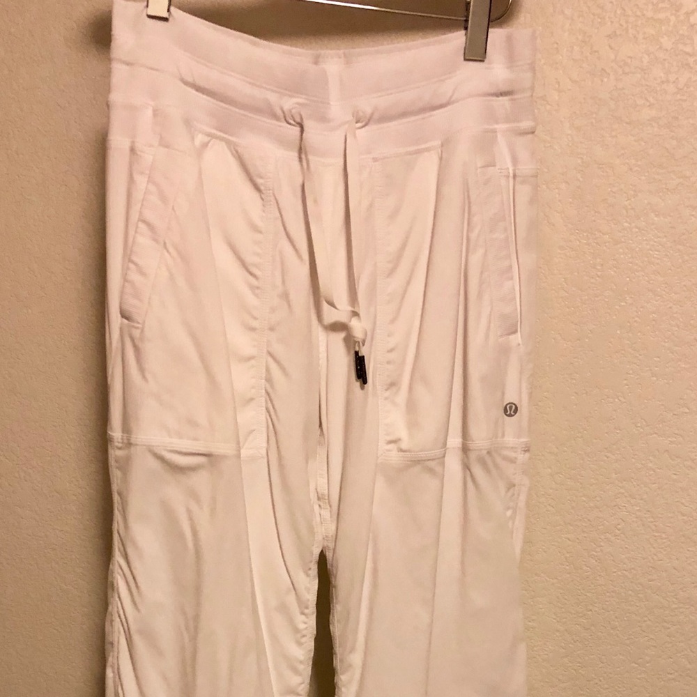 Lululemon Studio Pant III lined in White
